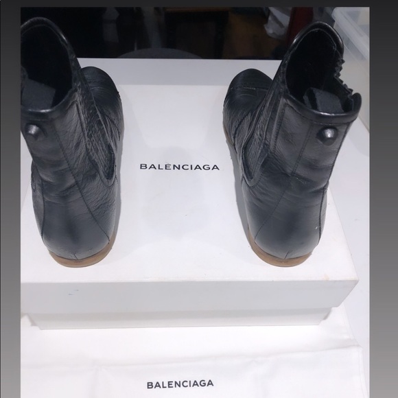 Balenciaga boots 🖤 - Picture 5 of 6